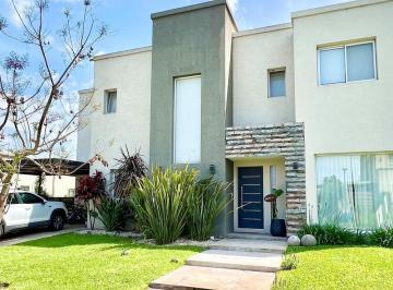 Casa de 6 ambientes, Tigre · Casa en Venta en Alvear de Benavidez, Benavidez, Tigre