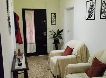 Casa · 91m² · 5 Ambientes · Venta Casa de 5 Ambientes - Wilde