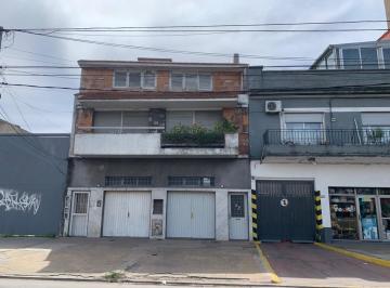 PH de 4 ambientes, Avellaneda · Oportunidad! Casa PH de 4 Ambientes Amplio con Cochera Propia (Av Mitre)