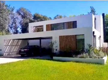 Casa de 5 ambientes, Pilar · Casa en Venta o Alquiler C/ Muebles Bc. " Pilar Privado " - 4 Dorm