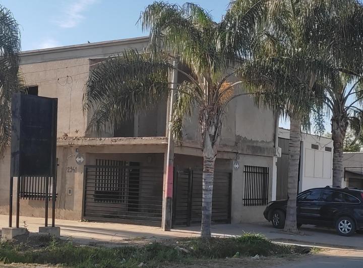 Casa · 360m² · 5 Ambientes
