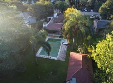 Casa de 8 ambientes, Córdoba · Venta_ Villa Warcalde, Tres Dorm., Gran Parque y Pileta.