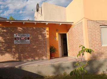 Casa · 68m² · 2 Dormitorios · 1 Cochera · Casa en Marimenuco