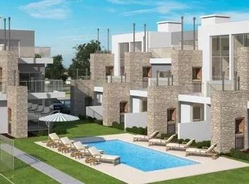 Departamento en Venta de 2 ambientes Canning · Dúplex en Venta en Canning, Ezeiza, G. B. a. Zona Sur