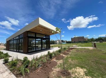 Casa · 266m² · 4 Ambientes · 2 Cocheras · Casa en Venta en El Canal, Dique Luján, Tigre