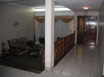 Casa · 500m² · 4 Ambientes · 2 Cocheras · Venta Casa 4 Ambientes Cochera 2 Autos Valentin Alsina Lanus