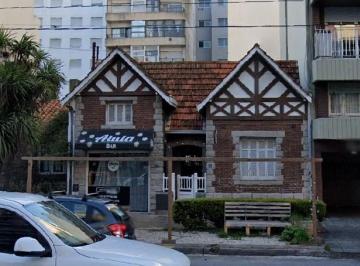 Casa de 8 ambientes, Mar del Plata · Gran Chalet Comercial. Independencia y Libertad.