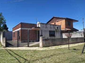 DEH-DEH-381_2 · Casa a Reciclar en Muy Buena Ubicación!