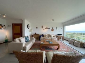 Departamento · 172m² · 5 Ambientes · 2 Cocheras · Apartamento en San Rafael