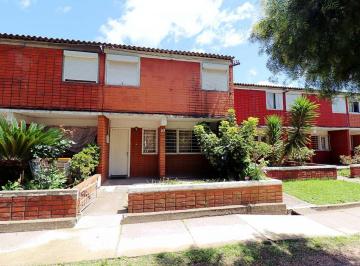 Departamento · 95m² · 6 Ambientes · Venta Apartamento Tipo Casa 3 Dorm. Peñarol