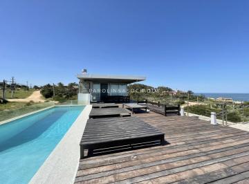 Foto1 · Casa en Venta de 7 Dorm. en Manantiales, Punta del Este.