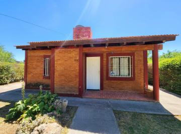 Casa de 3 ambientes, San Antonio de Arredondo · Casa - 2 Dorm. 2 Baños - Pileta - San Antonio de Arredondo