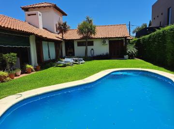 Casa de 5 ambientes, General Rodríguez · Casa en Country "Las Lajas", General Rodríguez