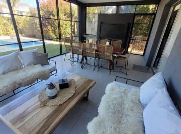 Casa de 5 ambientes, Tigre · Casa en Alquiler Temporario de 3 Dorm. en Nordelta Los Lagos