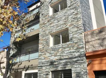 Departamento · 52m² · 3 Ambientes · Hermoso 3 Ambientes C/patio de Excelente Calidad