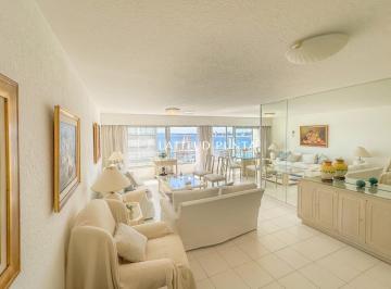 Foto1 · Apartamento en Peninsula, 3 Dorm. y Servicio