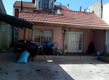 Casa · 80m² · 4 Ambientes · 3 Cocheras · Casa 4 Ambientes en Venta - San Justo
