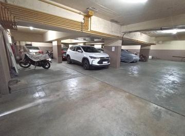 Garage , Almagro · Cochera Fija en Almagro