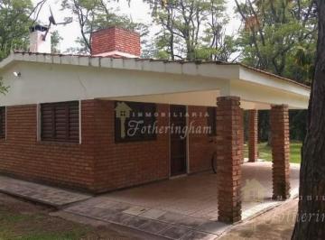 Casa · 100m² · 3 Ambientes · 1 Cochera · Hermosa Casa Quinta con Bajada Al Rio en Venta | Calmayo