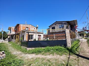 Casa · 90m² · 3 Ambientes · Casa en Venta en G. de Laferrere