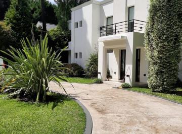 SCZ-SCZ-32_2 · Casa en Pinamar Norte con Pileta  Financiación