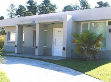 SCZ-SCZ-72_2 · Casa Zona Alamos con Pileta