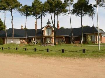 SCZ-SCZ-75_2 · Casa 7 Ambientes, Pileta Climatizada, Pinamar Norte Playa