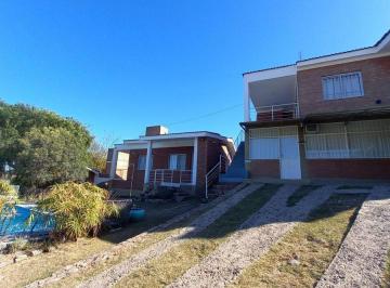 Hotel · 434m² · 15 Ambientes · 7 Cocheras · Complejo de Cabañas en Venta de 9 Unidades Mas Casa en Villa Carlos Paz