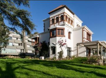 Departamento de 6 ambientes, Córdoba · Alquiler | Dpto 3 Dorm. | Terraza y Jacuzzi Propios | Condomino 1910 | Premium