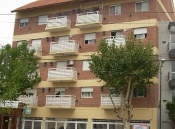 Departamento de 1 ambiente, San Fernando · San Fernando: a 1 Cuadra Avda: Peron. Alquiler: Luminoso Depto. 1 Amb. con Balcon