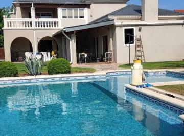 Foto · Chacras de La Villa Casa con 2 Lotes