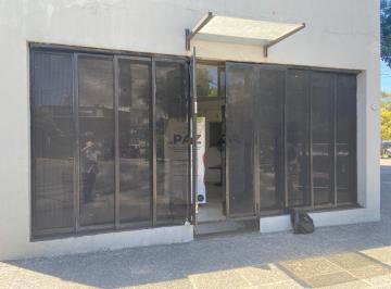 Local comercial , Mataderos · Local en Esquina de 56 M²!