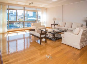Departamento · 213m² · 3 Ambientes · 2 Cocheras · Hermoso 3 Ambientes en Madero Center! 2 Cocheras!