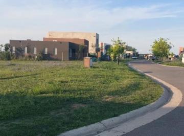 Terreno · 665m² · Venta de Lote Interno en San Sebastián Área 13, Pilar