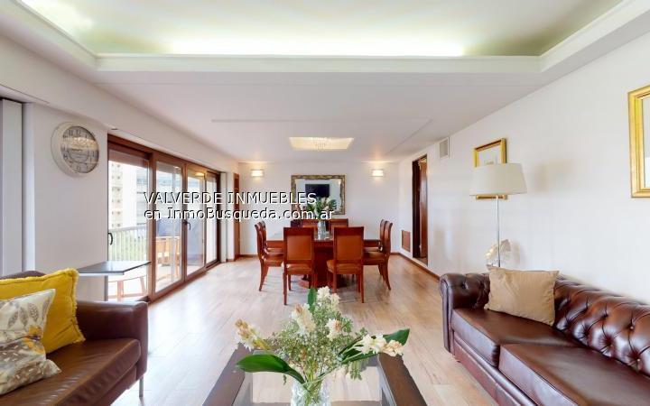 Departamento · 221m² · 7 Ambientes · 1 Cochera