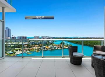 Departamento de 7 ambientes, Estados Unidos · Fabuloso Penthouse de 3 Plantas Sunny Isles Beach, Miami Fl Usa