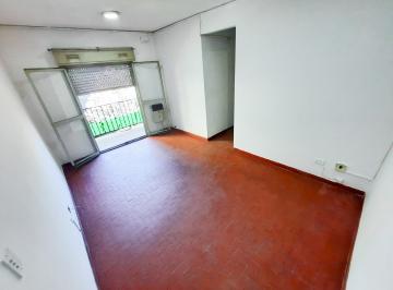 Departamento de 3 ambientes, Lanús · Departamento 3 Ambientes con Balcón Bajas Expensas en Lanús