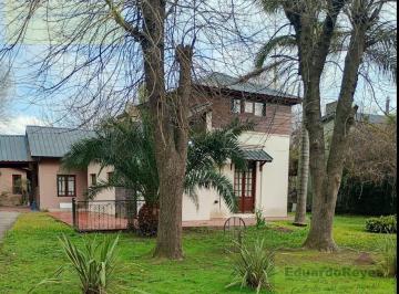 Casa · 200m² · 4 Ambientes · 4 Cocheras · Casa en Venta en Parque Las Naciones
