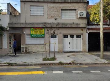 PH de 2 ambientes, Versalles · Tipo Casa: 2 Ambientes Al Frente con Patio Sin Gastos