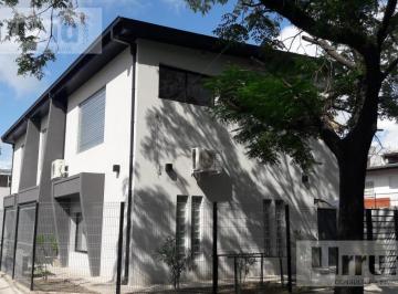 Oficina comercial · 60m² · 1 Ambiente · Oficina en Alquiler en Planta Alta
