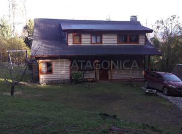 Casa · 146m² · 5 Ambientes · Venta – Casa de 146 m², Sobre Lote de 1276 m² en Manzano, Villa La Angostura