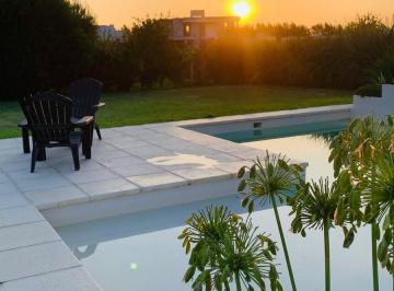 Casa · 440m² · 6 Ambientes · 2 Cocheras · Casa en Venta Fincas del Alba Canning