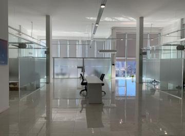 Oficina comercial · 286m² · Oficina de Categoría en El Centro de Banfield Este