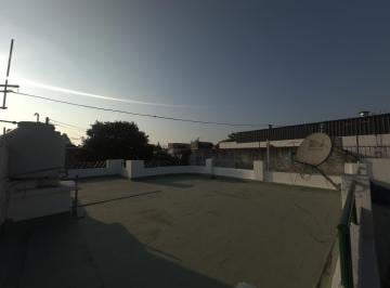 Casa · 206m² · 4 Ambientes · 2 Cocheras · Casa en Venta Ubicado en Florida, Vicente López, G. B. a. Zona Norte