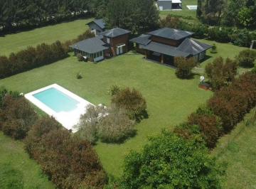Quinta vacacional de 2 ambientes, Brandsen · Casaquinta 2150 m², Gomez, Partido de Brandsen, Buenos Aires.