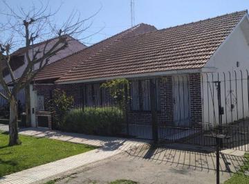 PH · 75m² · 3 Ambientes · 1 Cochera · Ph - Frente - Barrio Villa Primera