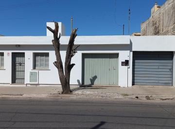 Casa de 6 ambientes, Córdoba · San Martín (Uspallata 747) - Venta Casa 2 Dorm. con Cocheras