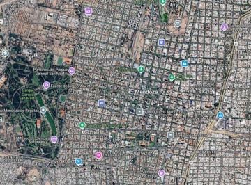 Hotel · 2000m² · 55 Dormitorios · 30 Cocheras · Hotel en Venta - Mendoza