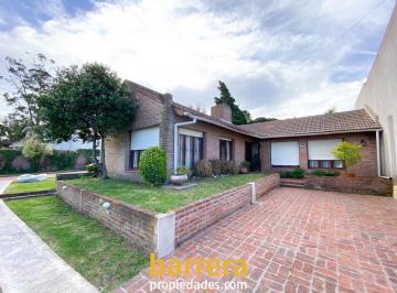 Casa · 170m² · 4 Ambientes · Casa - Las Colinas P. Ramos