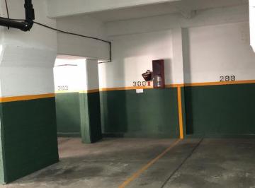 Garage · Cochera en Edif de Cocheras Zona Facu de Medicina